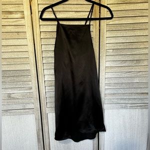 BIRCH AND STONE Black Spaghetti Strap Dress with Bow Tie Back Size Small Petites